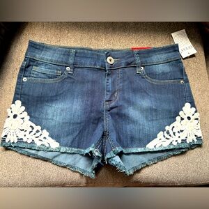 💕Guess Denim Shorts Size 29 NWT